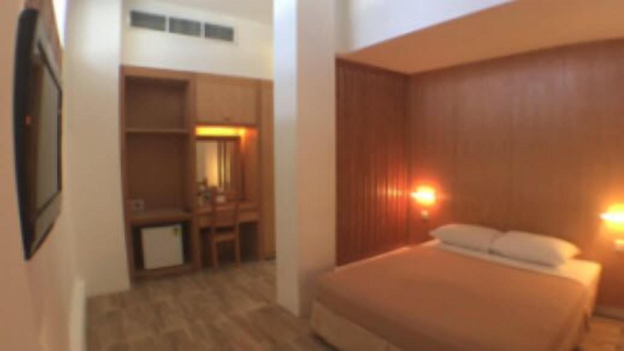 Mayo Khách sạn 3*